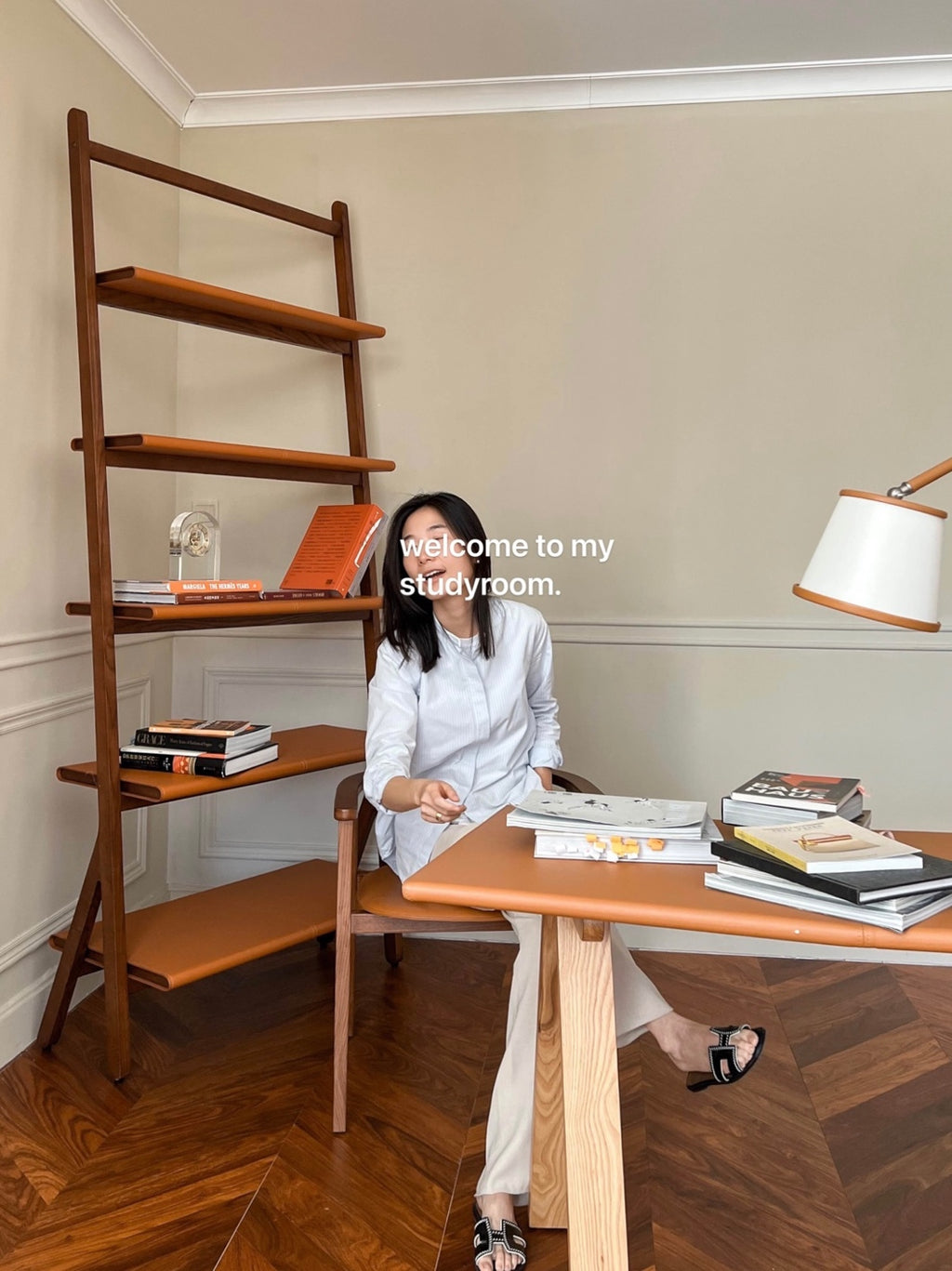 GA020 (3-Layer) - Vintage Module Bookshelf Combination- Italian Saddle Leather White Wax-wood Solid Wood
