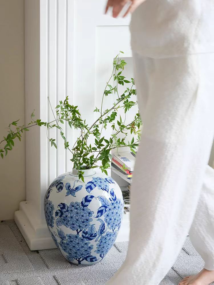 DC096 - Oriental Paris Grisaille Blue and White Porcelain "Big Belly and Fortune" New Chinese Style Vase Entrance Decoration