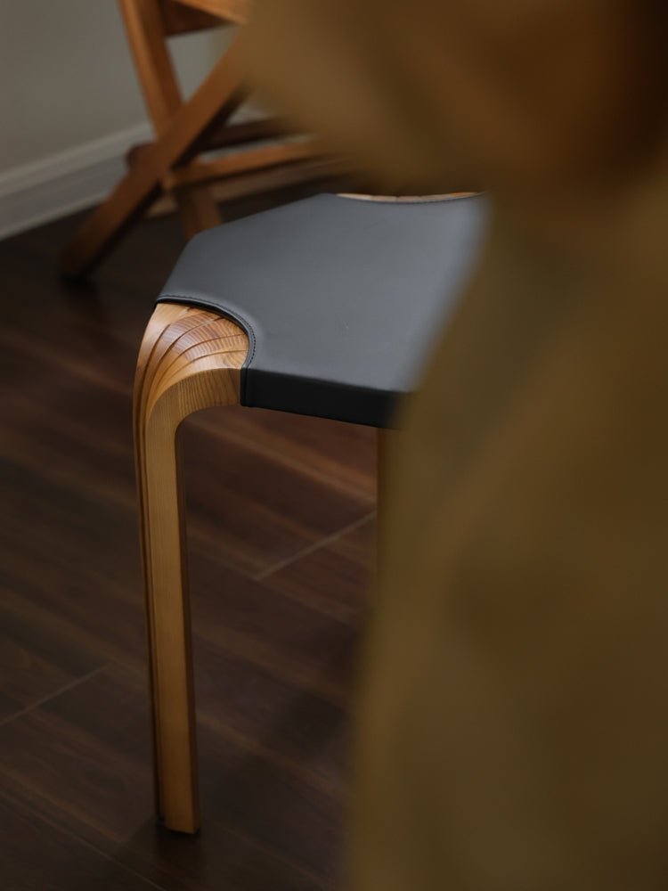 CH074 - Danish Vintage "Knight Stool": Side Table, Leather, Small Chair