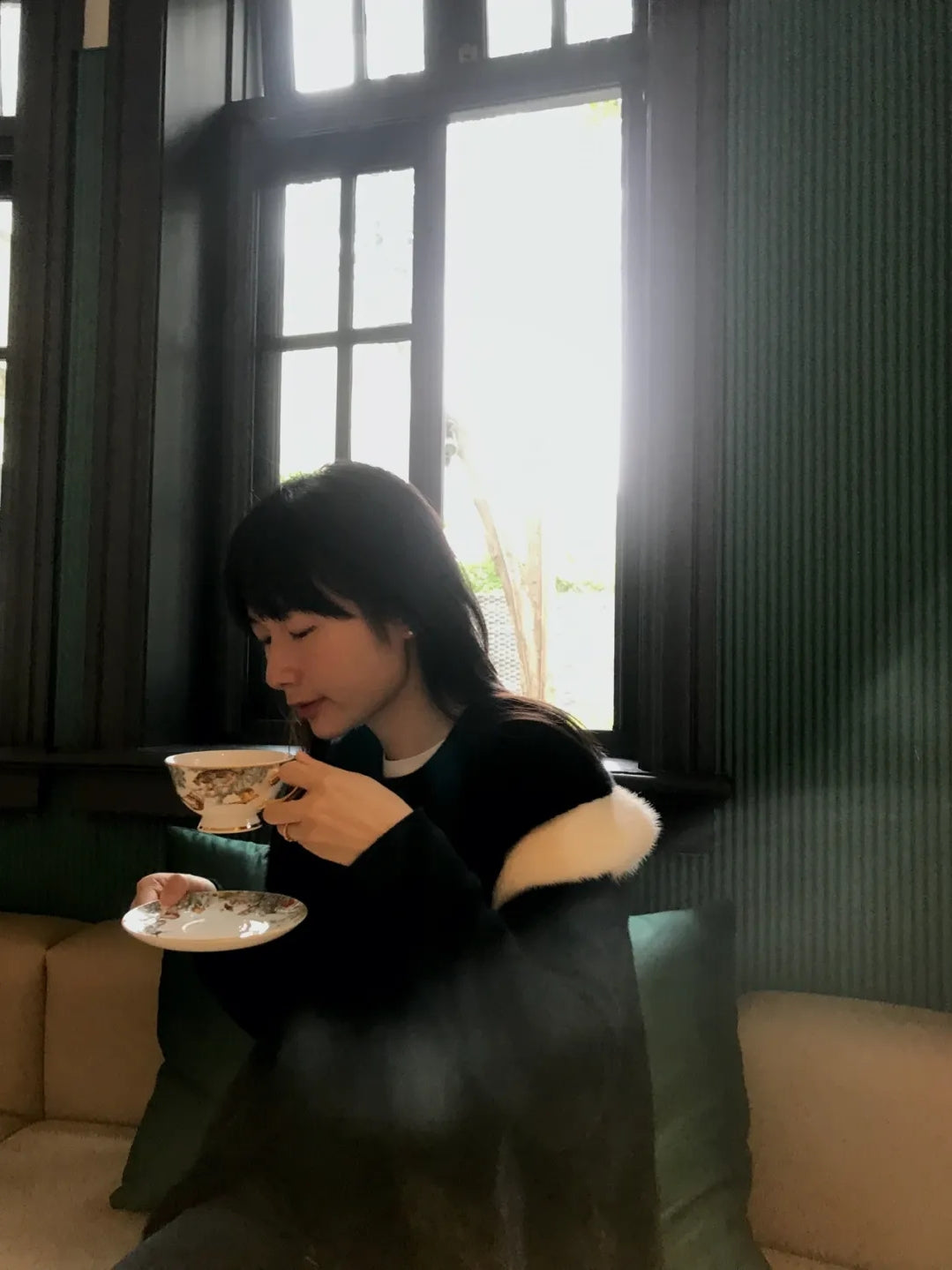 DC004 - Coffee Cup and Saucer Set: A Touch of French Elegance