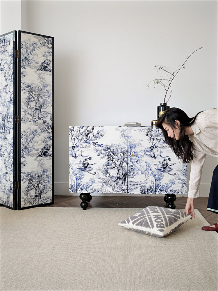 GA013 - Di@r Maison Series Jungle Lacquered Wood French Foyer Cabinet Blue and White Chinese-style Side Cabinet