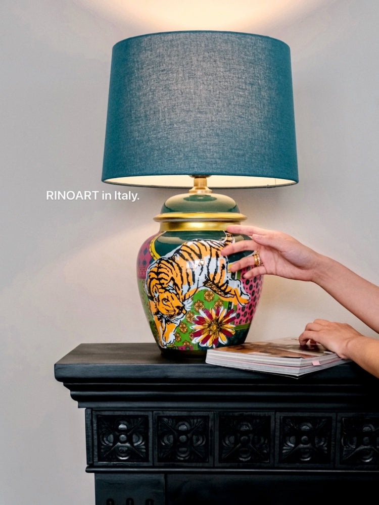 LA013 - Italian Classic Richard Underglaze Painted Porcelain Lamp Colored Linen Personalized Bedside Entrance Lamp