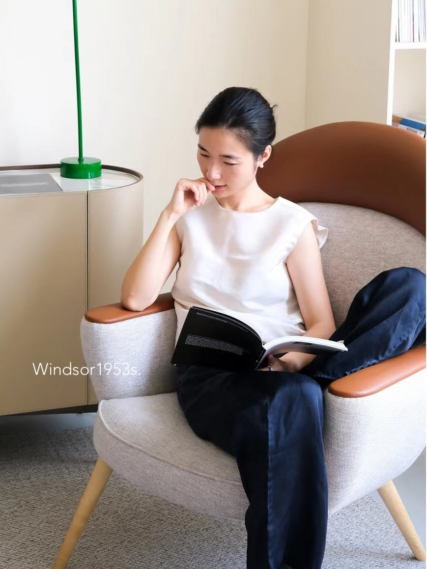 CH066 - Windsor Chair: British, Peacock, Reading, Lounge