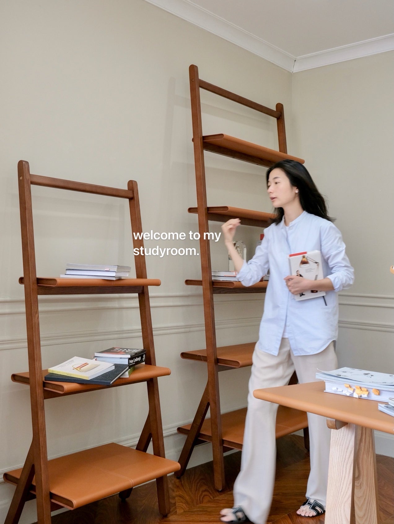 GA020 (3-Layer) - Vintage Module Bookshelf Combination- Italian Saddle Leather White Wax-wood Solid Wood