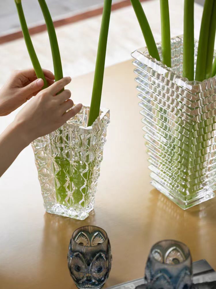 DC186 (Set) - Home Decor Pure Crystal! Baccar@t Radiant Series "Square Fortune Gathering" Hand-carved Relief Vase Entrance