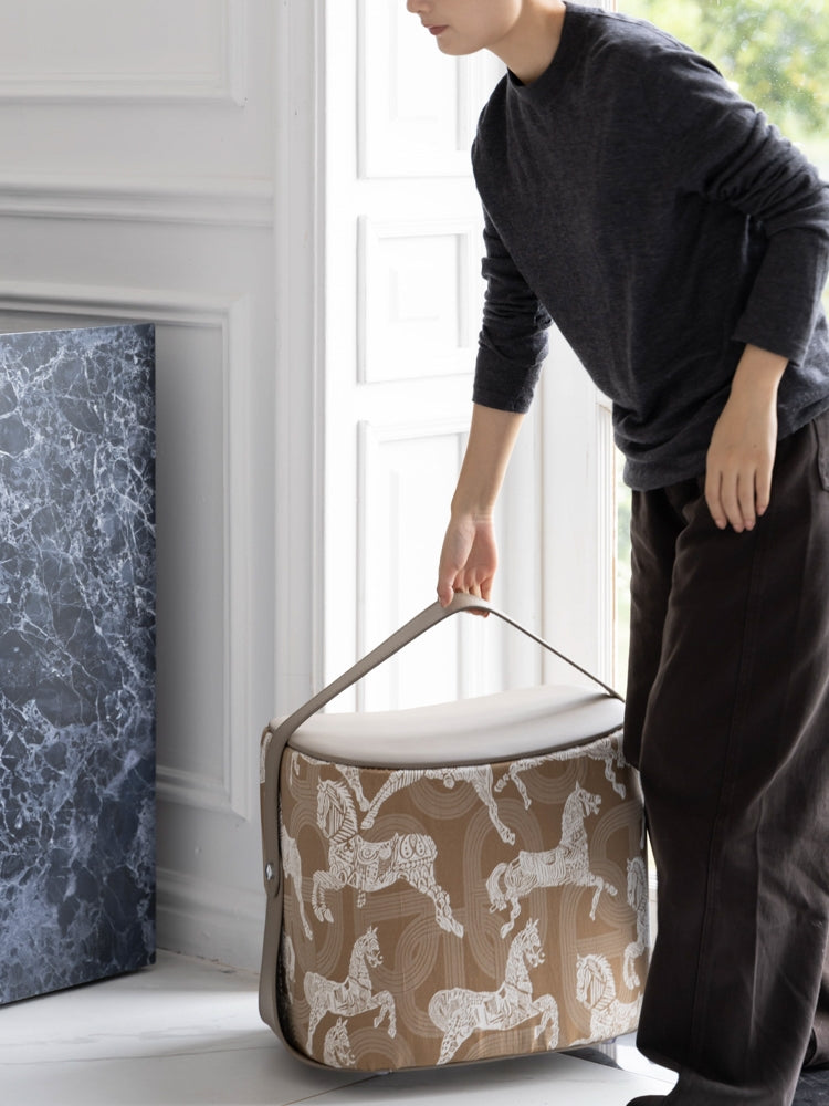 CH079-1 - H Deco Saddle Stool: Royal Horse, Multifunctional, Side Table, Ottoman, Pouf