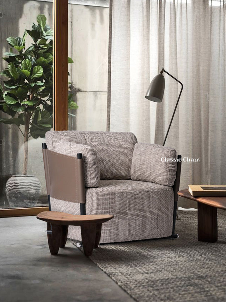CH069 - Shop Owner's Pick: London "Throne" Sofa: Tofu-shaped, Single Seater