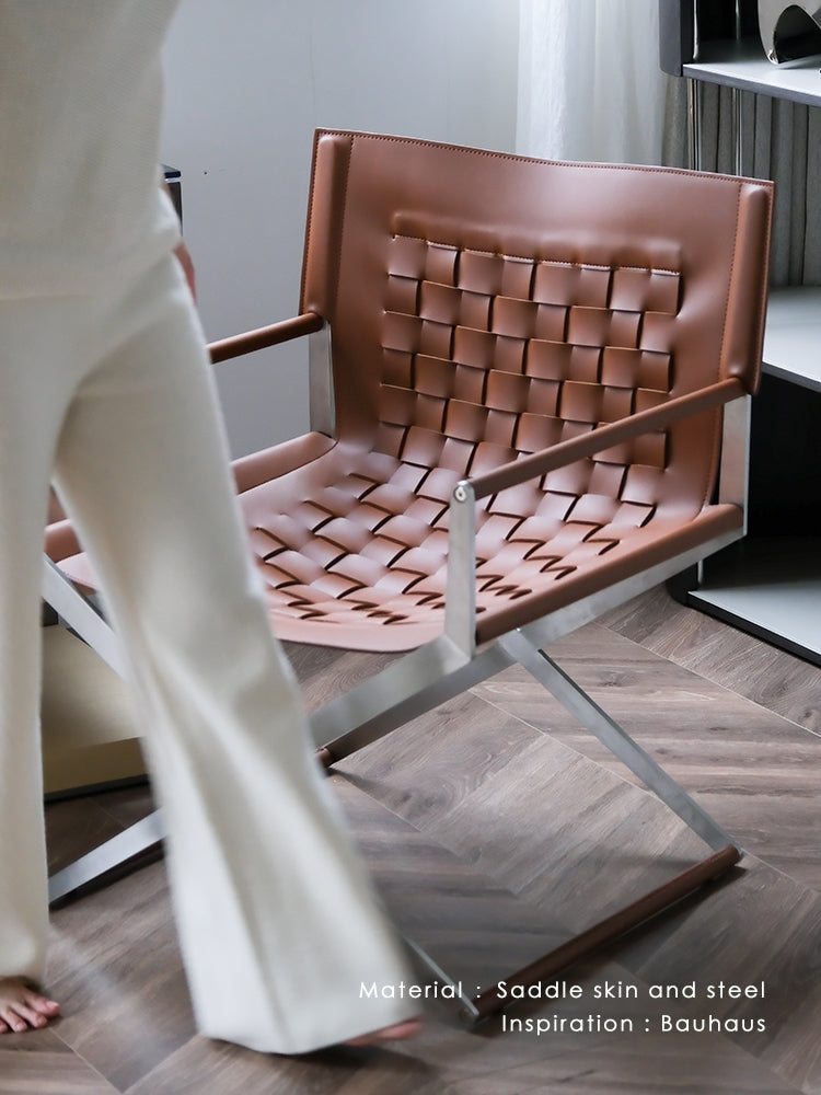 CH062 - BV-Wave 1966: Classic Braided Saddle Leather Armchair, Bauhaus Steel Legs