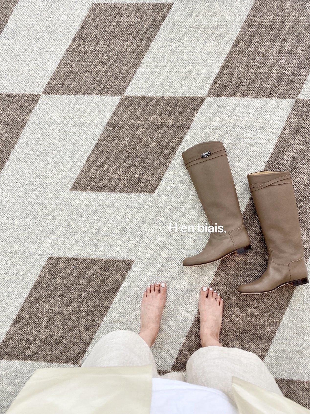 CP051 - "+Cashmere" Classic H en biais Cream Color Tile New Zealand Wool Living Room Bedroom Carpet