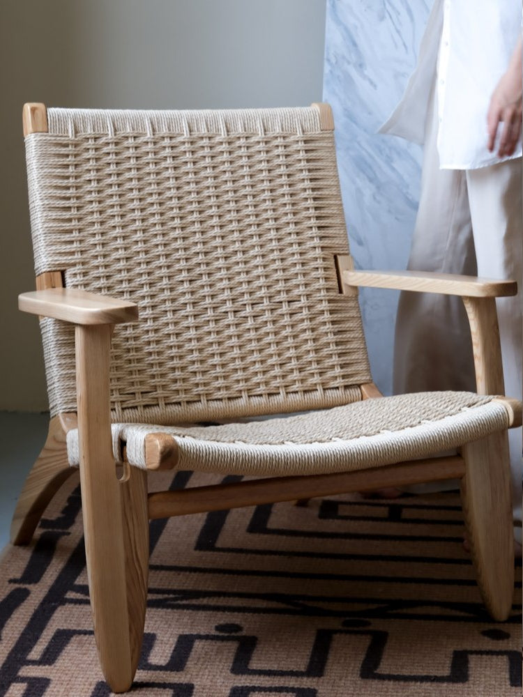 CH053-1 - Danish Vintage Paddle Chair: White, Handmade Rope, Single Seater