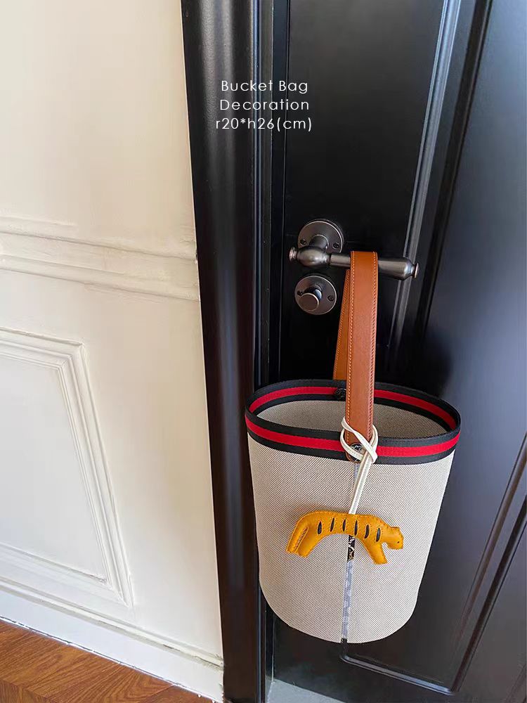 DC062 - Home H basket / Calfskin outer stitching, wheat-colored storage basket, dirty clothes basket, portable water bucket bag