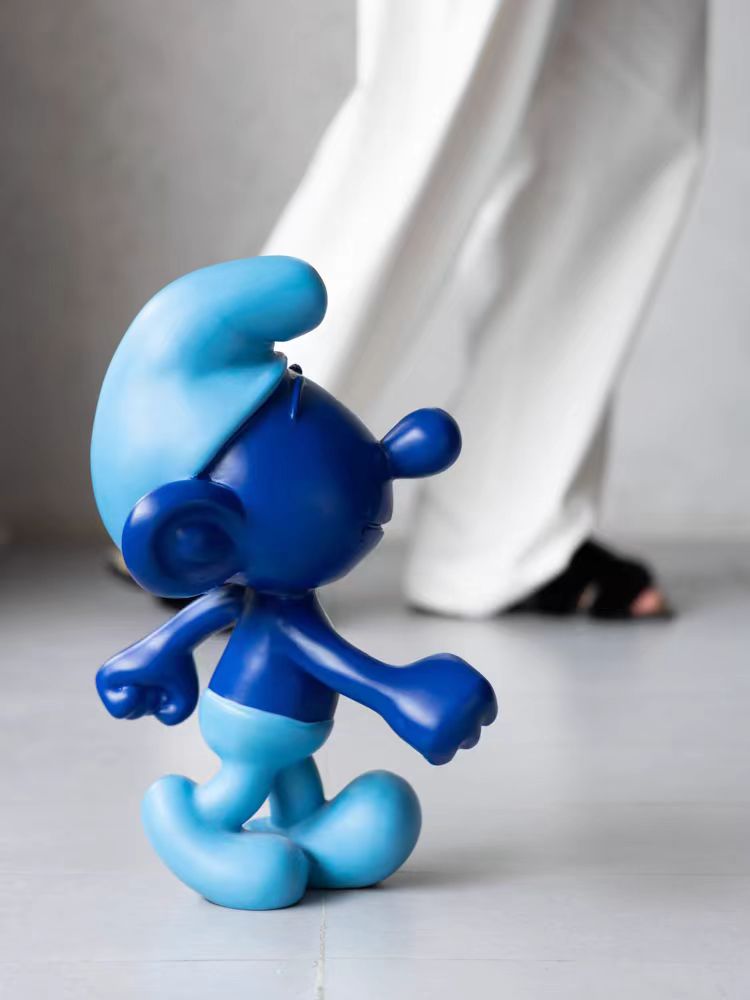 DC257 - Home Belgian Smurf! Klein blue "Happy Together" resin art ornament decoration