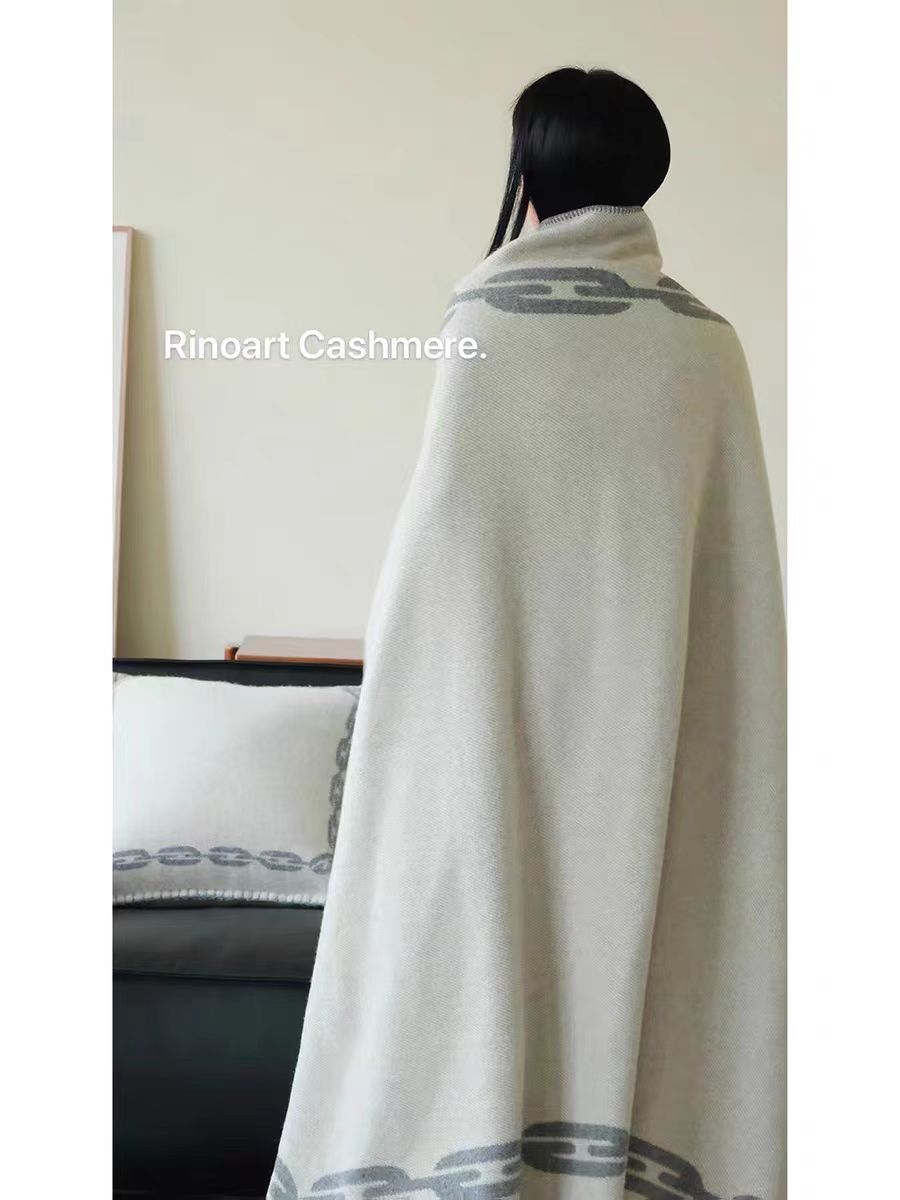 CP078 - Luxury Cashmere Wool Blanket (1522g) - Oversized, Reversible Colors