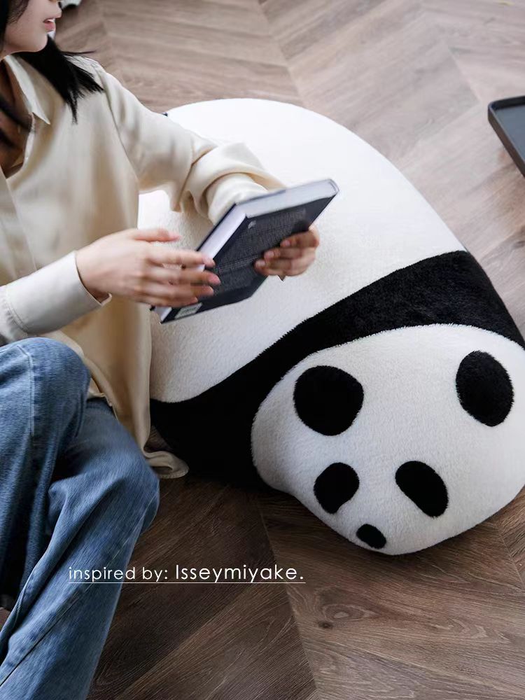 CH070 - Resting Panda Panda Pouf