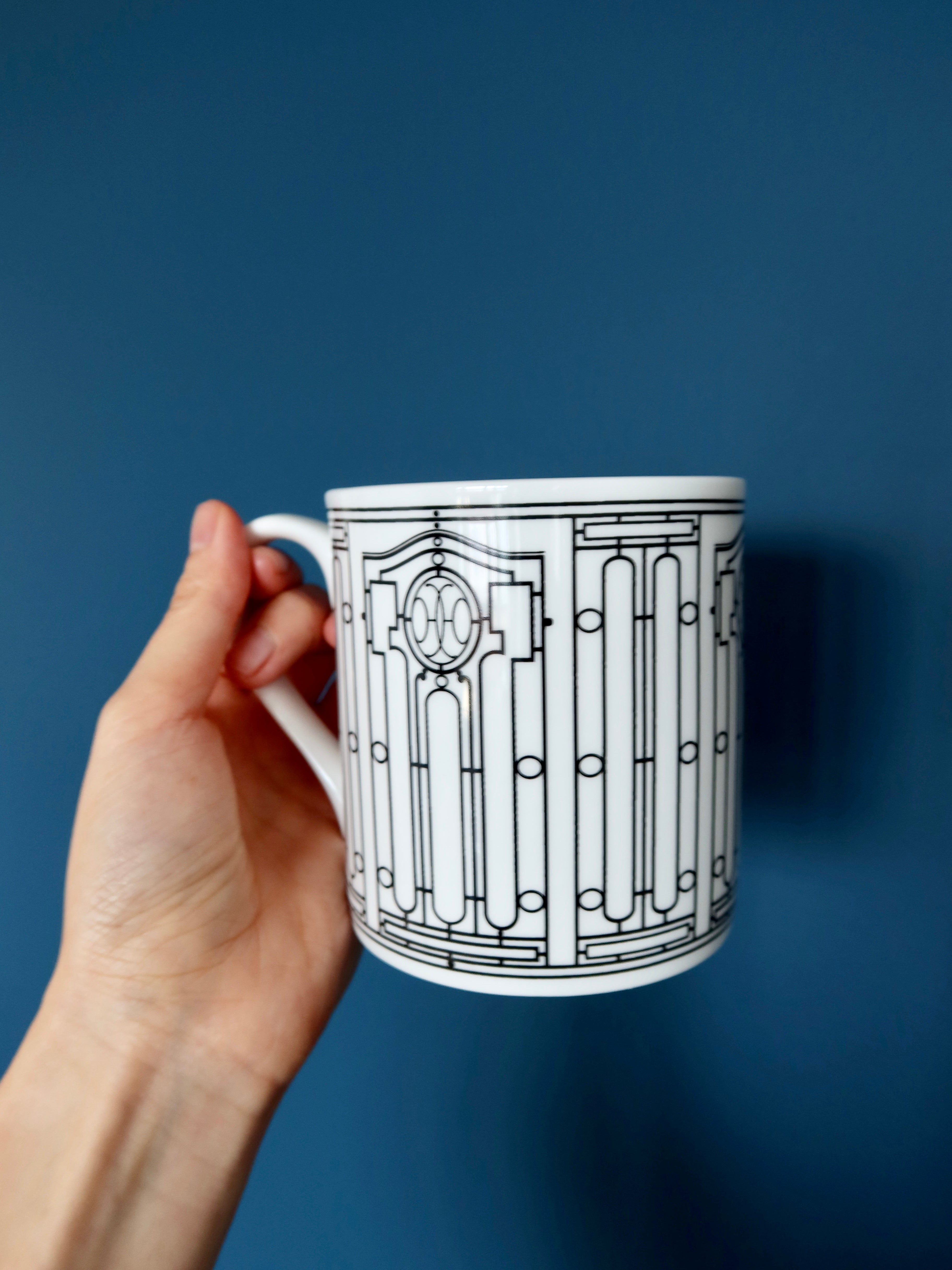 DC005 - French Architectural Series Coffee Mug: A Touch of Elegance for Your Daily Brew