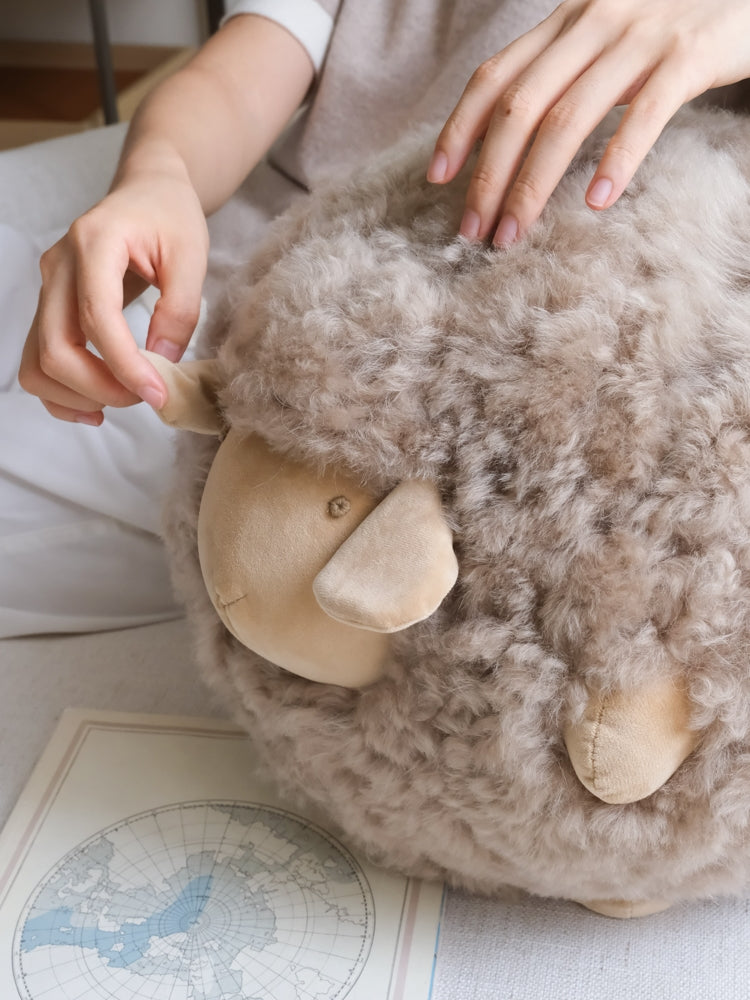 BD065-2 - Soft Cocoa Color! Loewe Shaun the Sheep Wool Pillow: Multi-Use Sofa Pillow