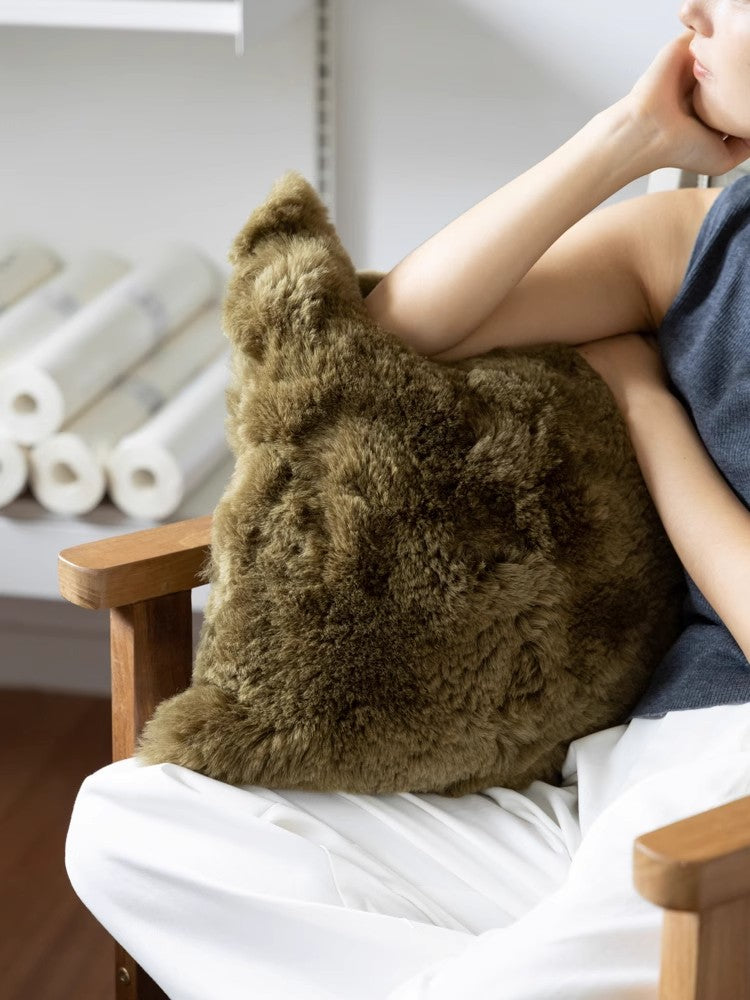 BD122 (Regular) - North America's Bestseller: Natural Wool Daisies/Olive Green/Peacock Blue Cushion
