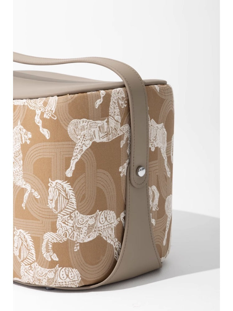 CH079-1 - H Deco Saddle Stool: Royal Horse, Multifunctional, Side Table, Ottoman, Pouf